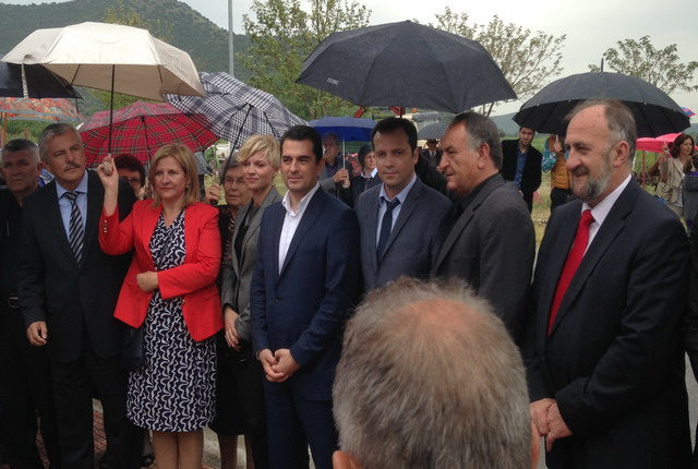 -lioytas oixalia1