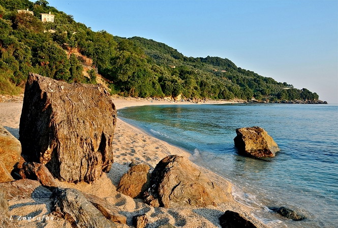 paralia phlio