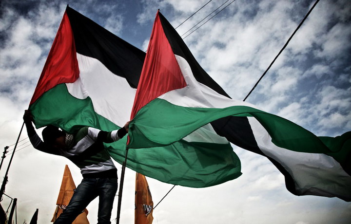karavi gia ti gaza