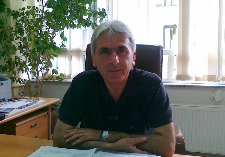 mouzakiaris 444